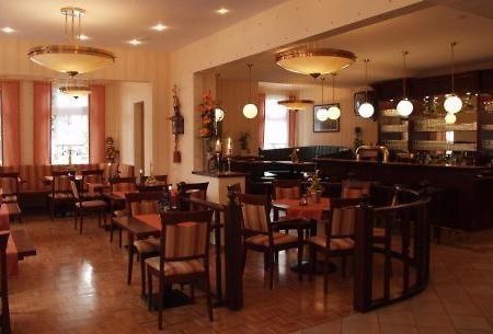 Zur Linde Hotel Heede Bagian luar foto