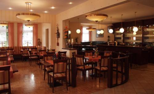 Zur Linde Hotel Heede Bagian luar foto